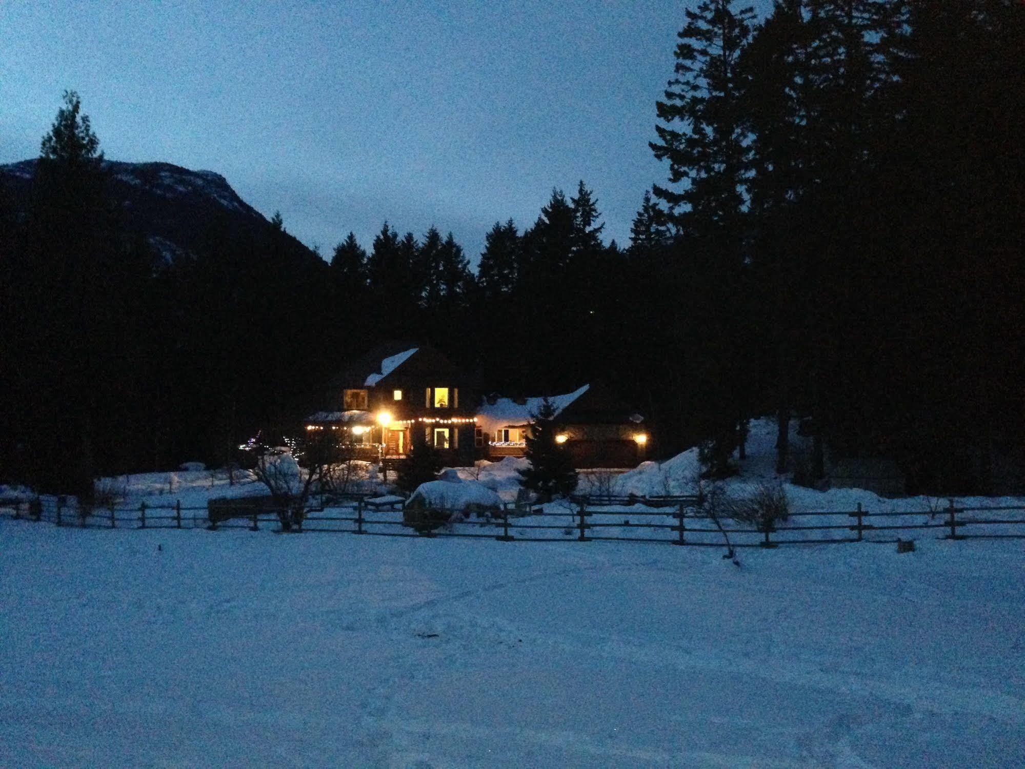 Sweetwater Lane Farm Villa Mount Currie ภายนอก รูปภาพ