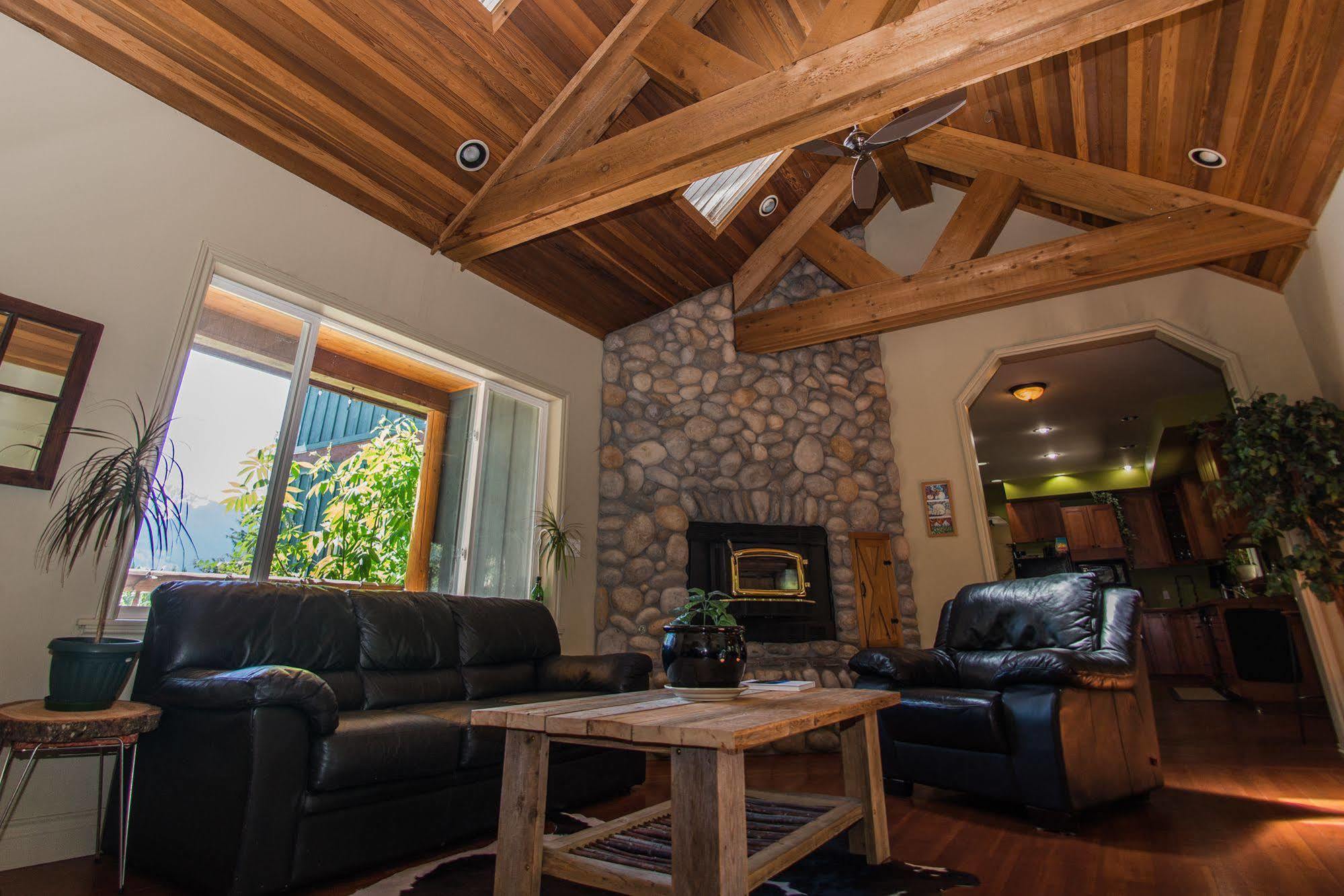 Sweetwater Lane Farm Villa Mount Currie ภายนอก รูปภาพ