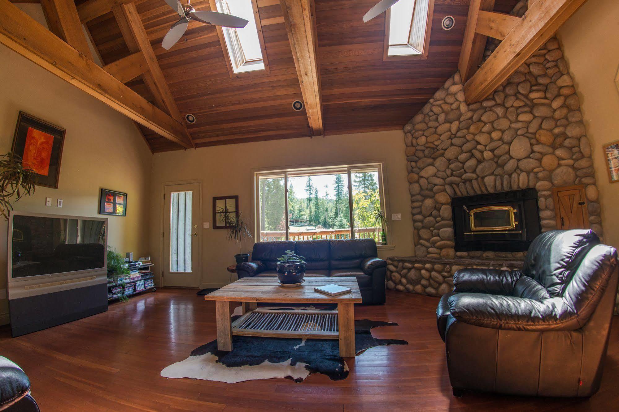 Sweetwater Lane Farm Villa Mount Currie ภายนอก รูปภาพ