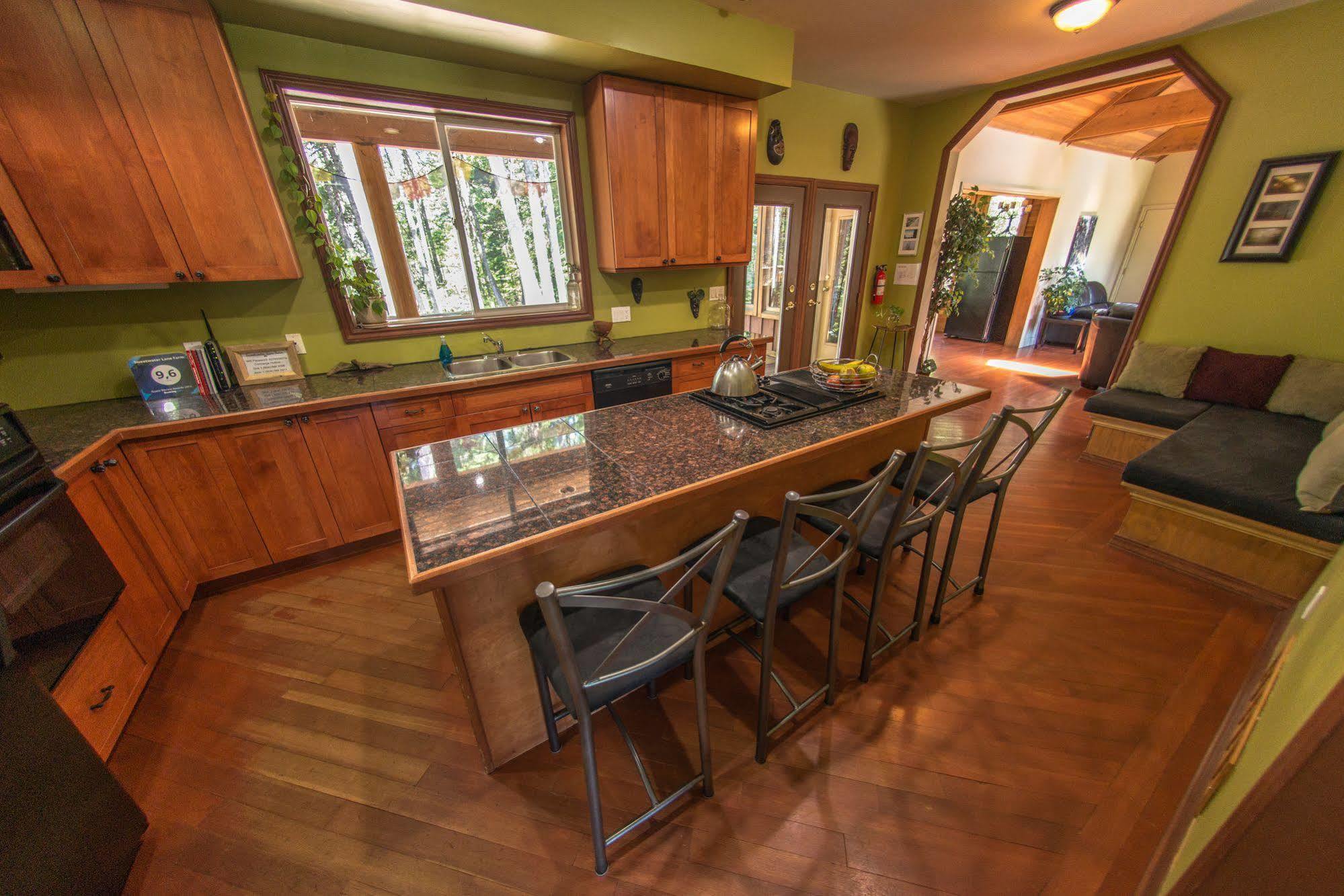 Sweetwater Lane Farm Villa Mount Currie ภายนอก รูปภาพ